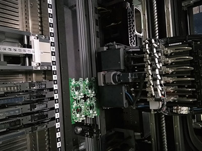 Samsung Label Feeder do stroja